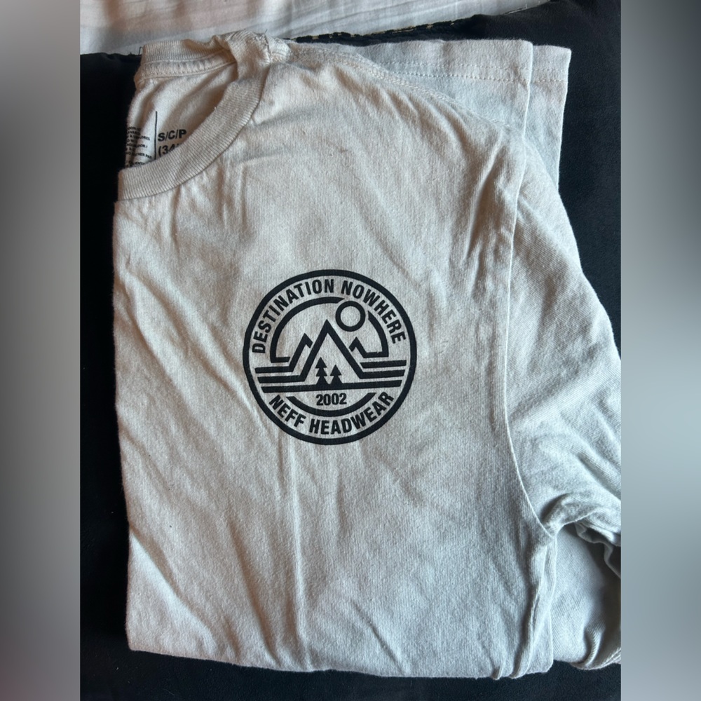 Neff Light Gray Tee with Navy Outdoor Crest
